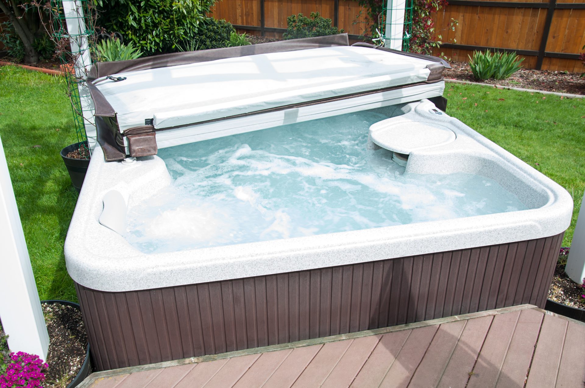 6 Tips for Keeping Your Hot Tub Cover Bacteria Free – Ahh-some! for the ...